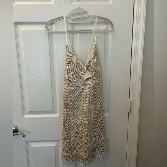 ! Lulus Lele Size L White Silver Sequin Graduation Prom Wedding Mini NEW… - Picture 2 of 5